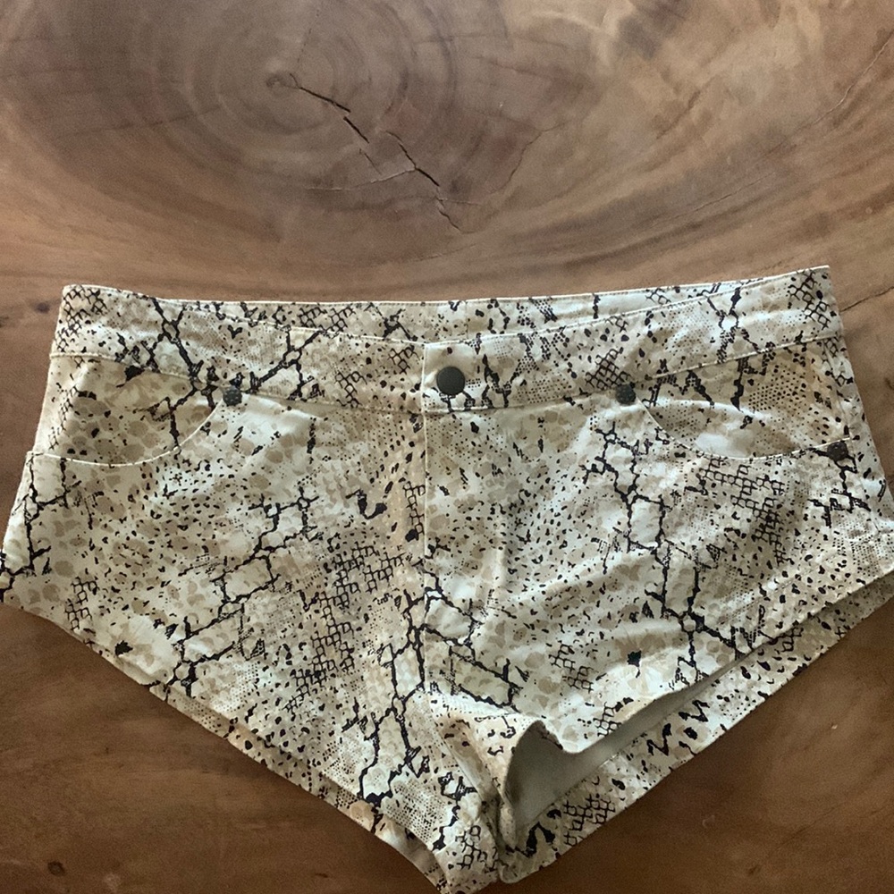 SPELL animal print shorts. Excellent condition! Bohemian Rock Fashion